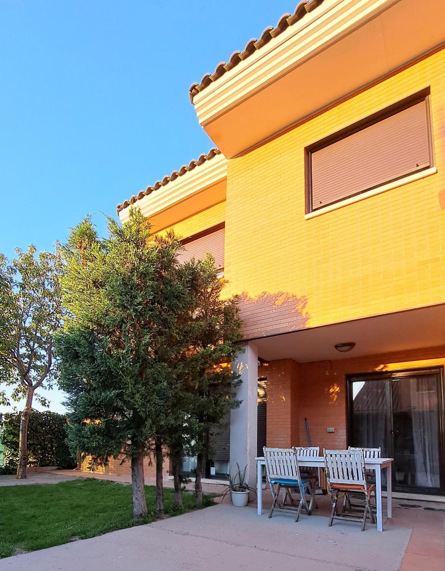 Villa La Casa Del Cipres à Aldeamayor de San Martin Extérieur photo